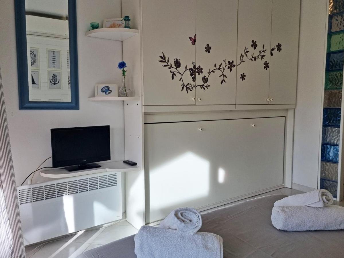 Blue Terrace Apartment - Marina Baie Des Anges วิลล์เนิฟ-ลูเบ ภายนอก รูปภาพ