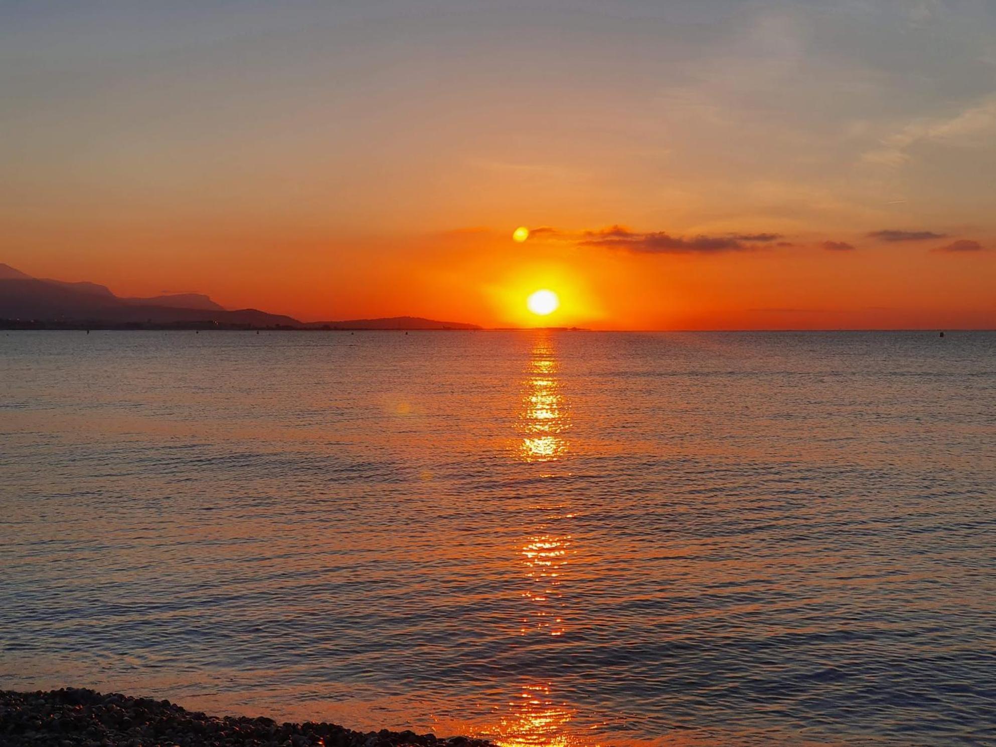 Blue Terrace Apartment - Marina Baie Des Anges วิลล์เนิฟ-ลูเบ ภายนอก รูปภาพ